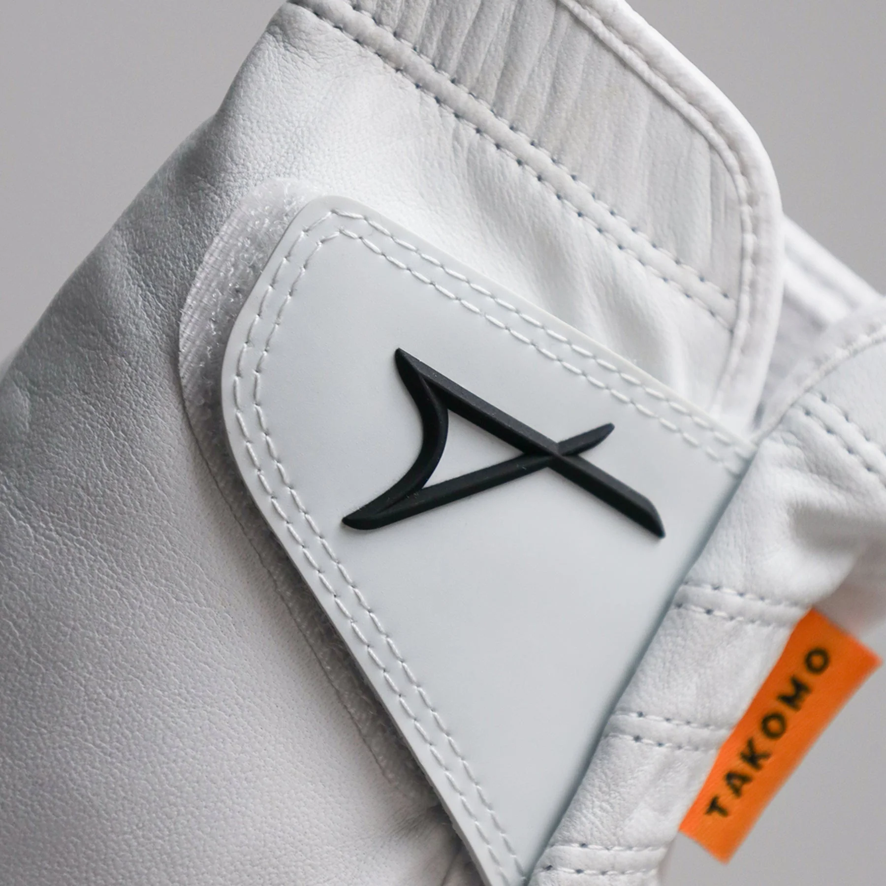 Glove 100 - Image 4
